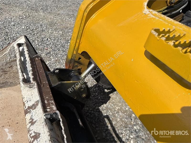 Rakodógép Caterpillar