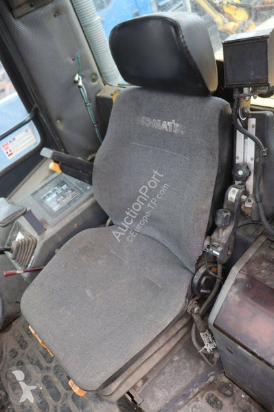 Chargeuse Komatsu WF450-3D