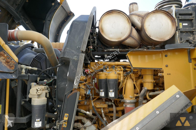 Shovel Caterpillar 980M