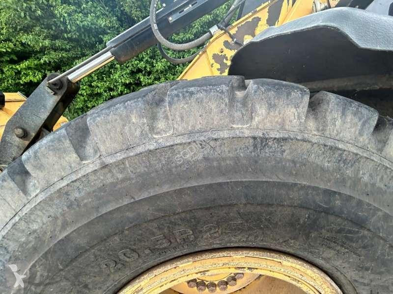 Pá carregadora Caterpillar
