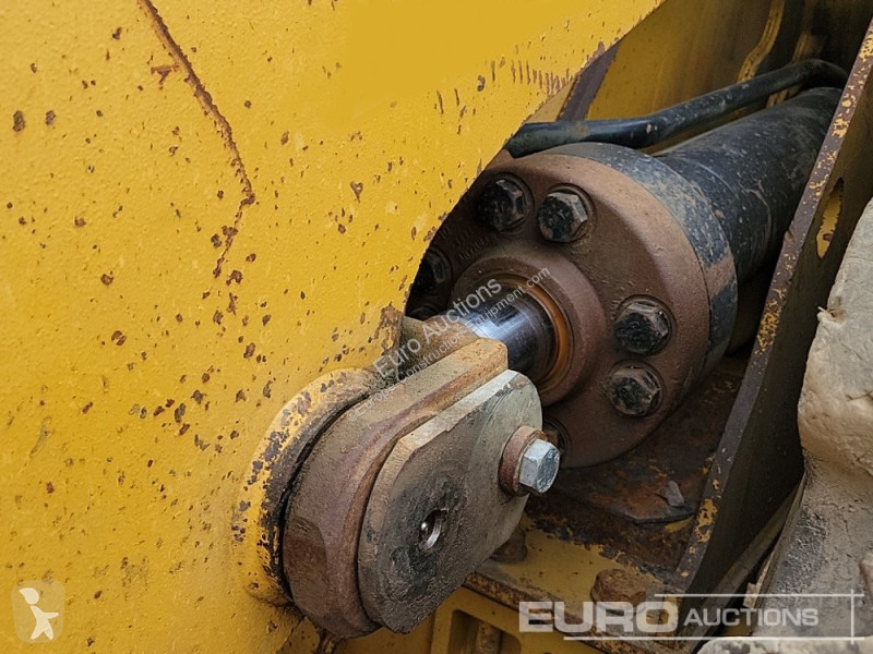 Shovel Caterpillar