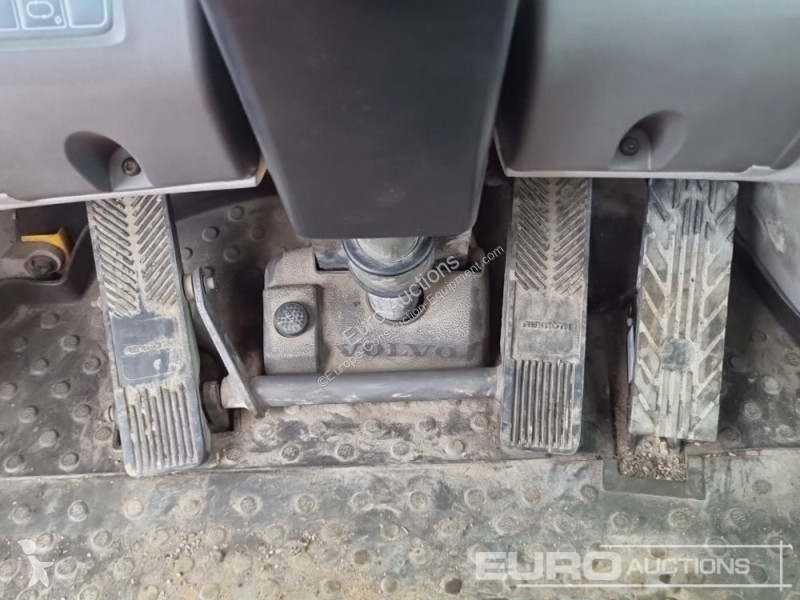 Nakladač Volvo L110H