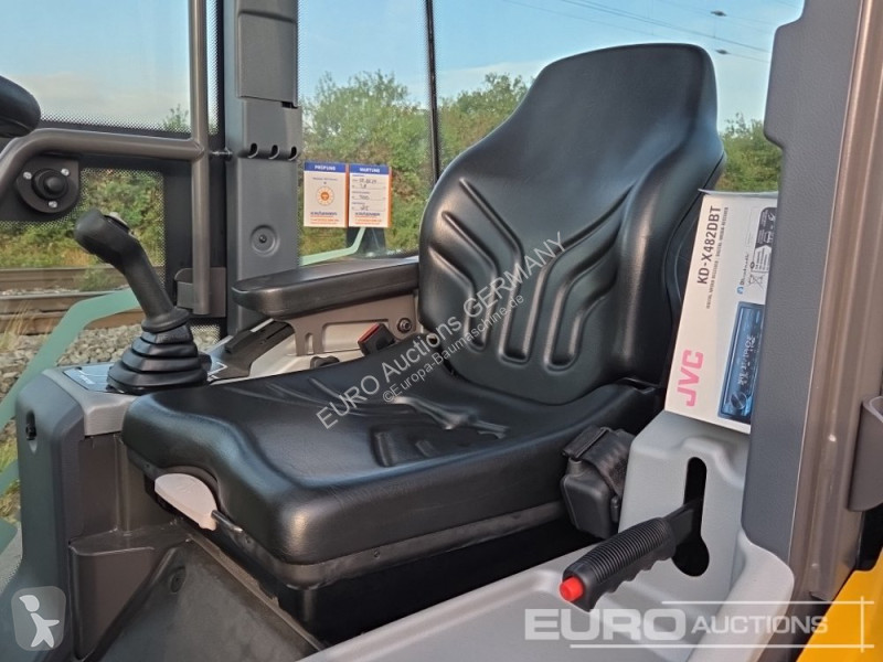 Товарач Mecalac MCL4+