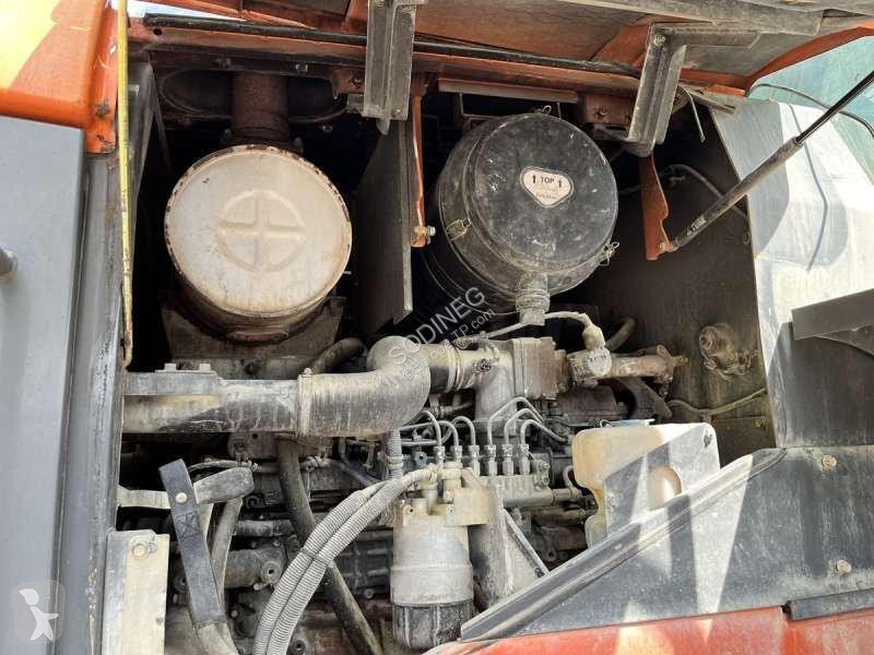 Nakladač Hitachi