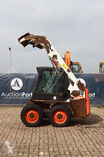 Nakladač Bobcat