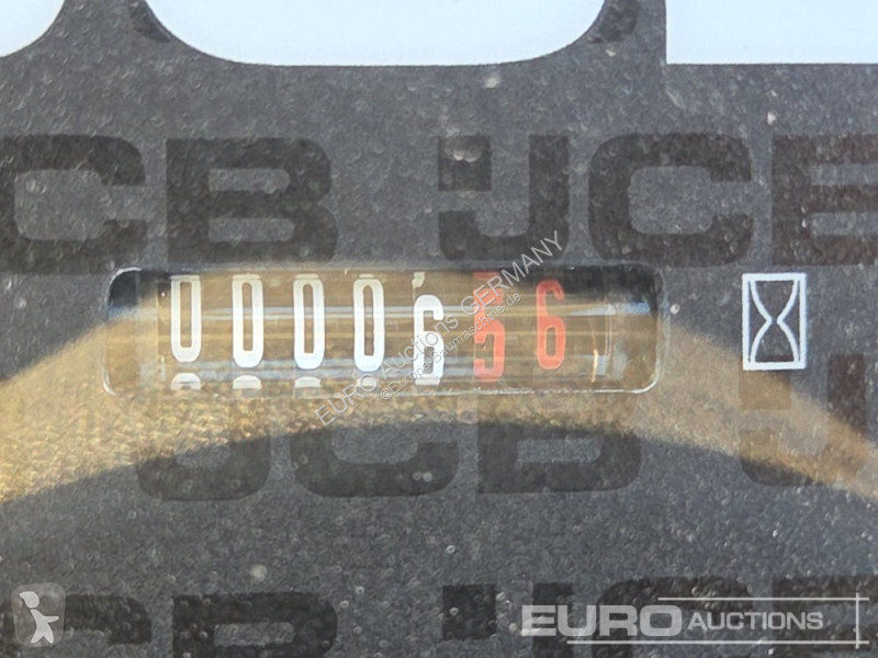 Nakladač JCB 403