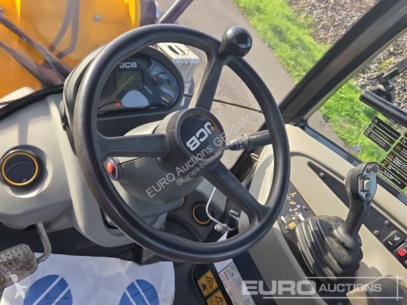 Lastare JCB 409