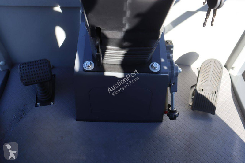 Chargeuse  MT1090
