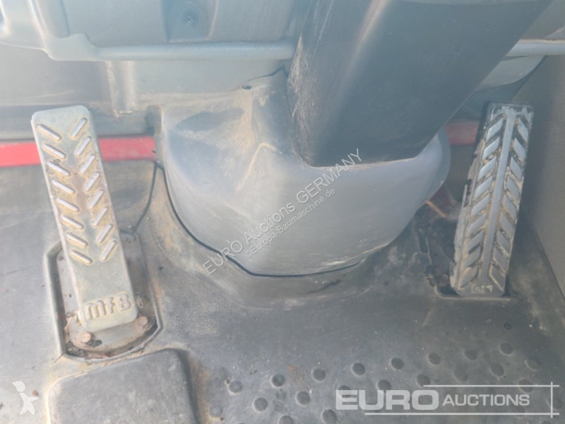 Lastare Volvo L28F