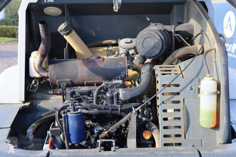 Kramer 353 loader