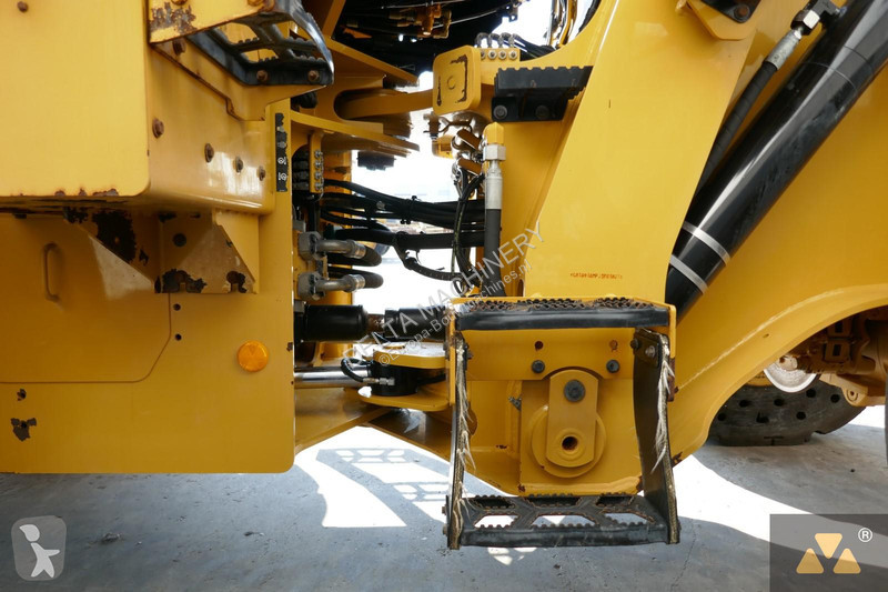 Pala Caterpillar 938M