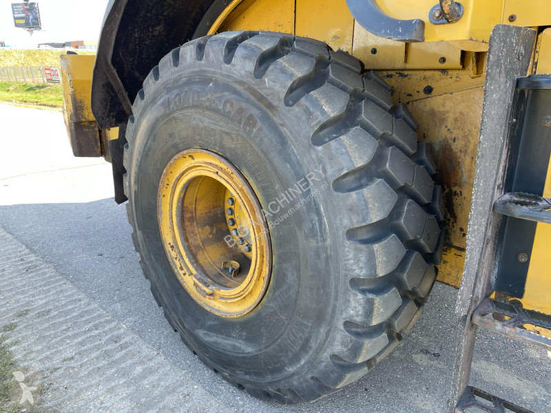 مُحمّلة Caterpillar 972M XE - CE / new tires /...