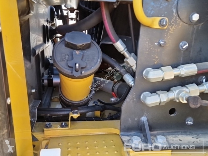 Shovel Caterpillar 950L