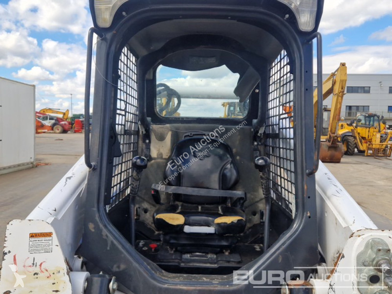 Shovel Bobcat S740