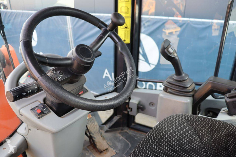 Pala cargadora Schaeff TL100