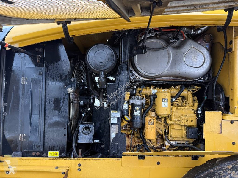 Nakladač Caterpillar 926M - Dutch Machine /...