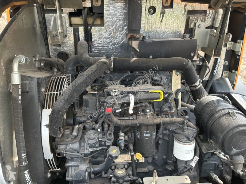 Nakladač Case 321F