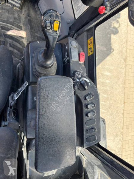 Фронтальный погрузчик Komatsu WA 200-8