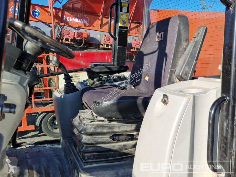 Chargeuse Caterpillar 908M