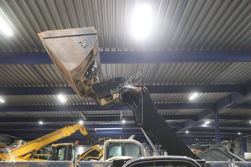 Pala cargadora JCB 155 (T4) BW2