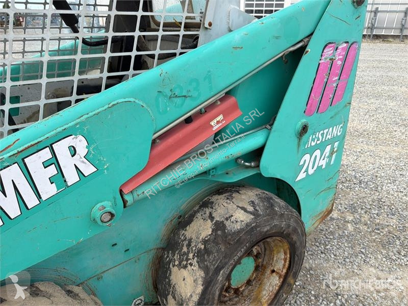Chargeuse IHI 2041 Skid Steer Loader (Inoperable)