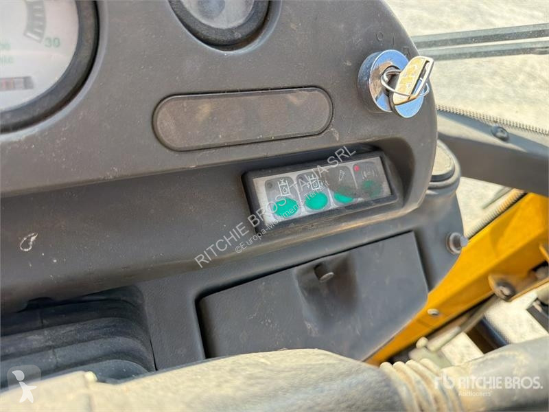 Pala cargadora Komatsu WB70A Wheel Loader