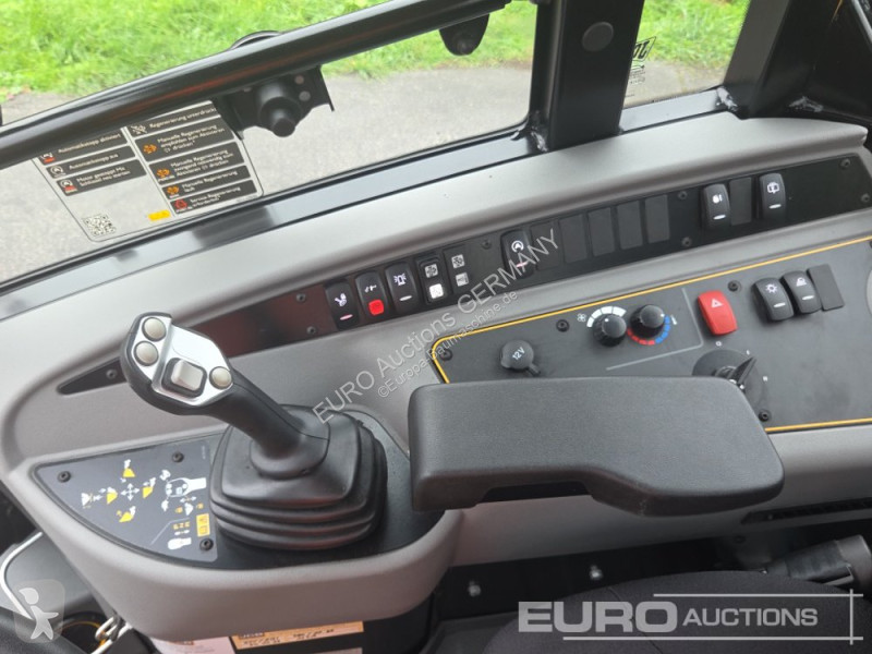 Incarcator JCB 409