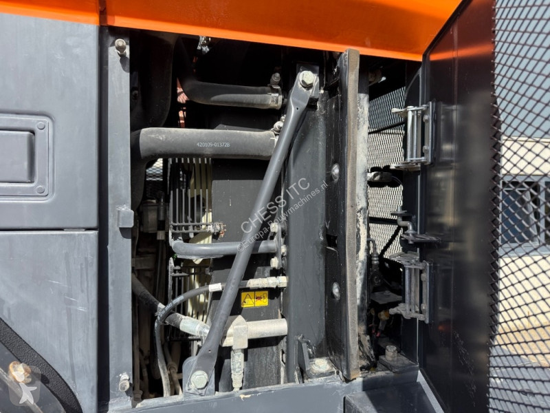 Lastare Doosan DL 280-7 - DL 280 - Solid tyres...