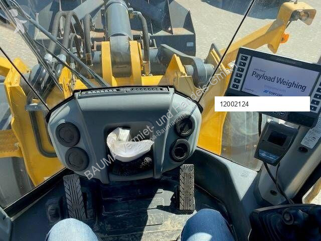 Pala cargadora John Deere 744 P MIETE / RENTAL...