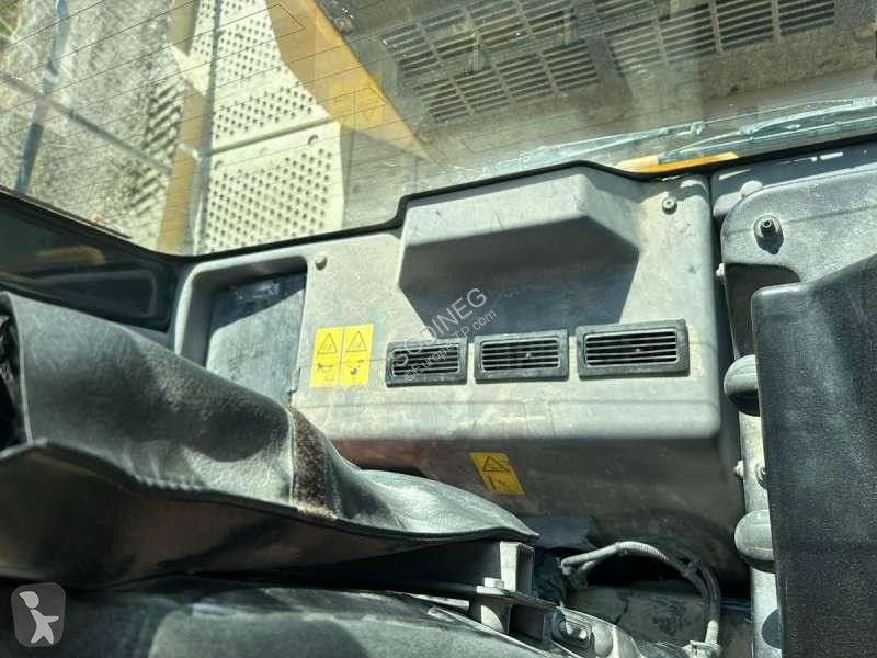 Incarcator Komatsu  WA600-8E0