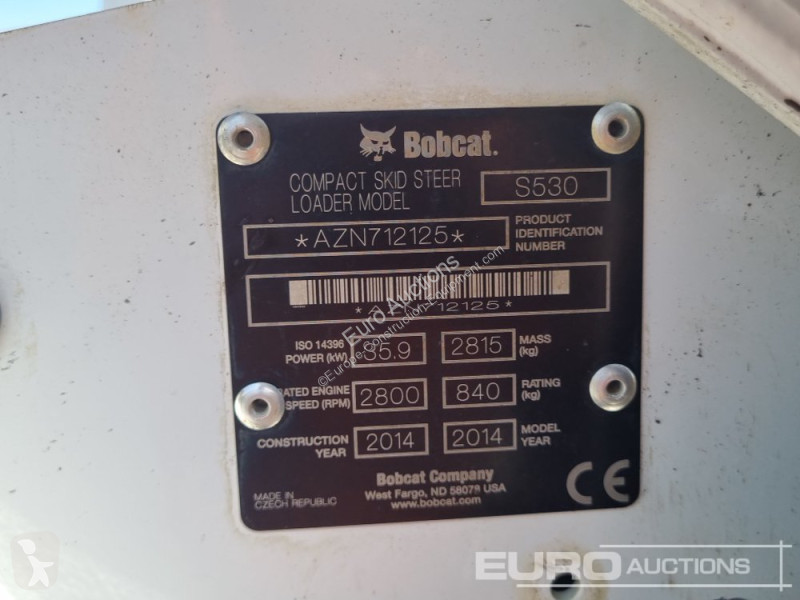 Shovel Bobcat S530