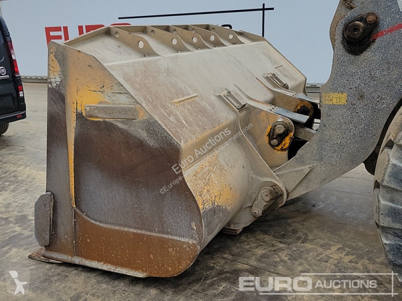 Incarcator Hidromek HMK640