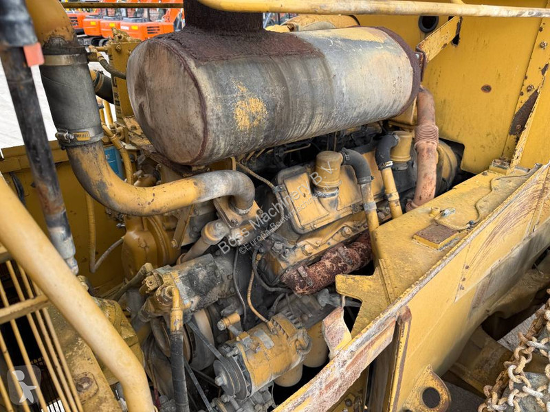 Shovel Caterpillar - German Machine / Automatic...