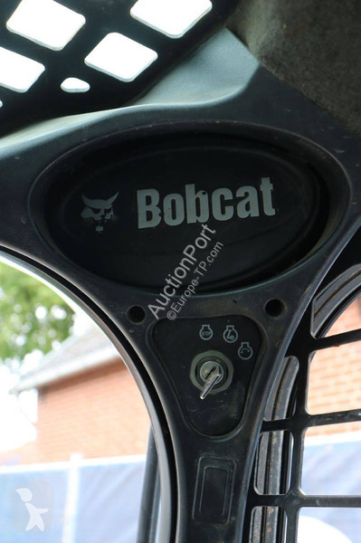 Pá carregadora Bobcat