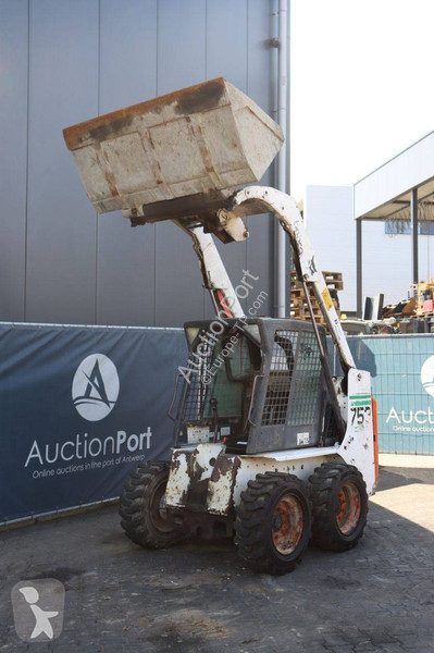 Shovel Bobcat
