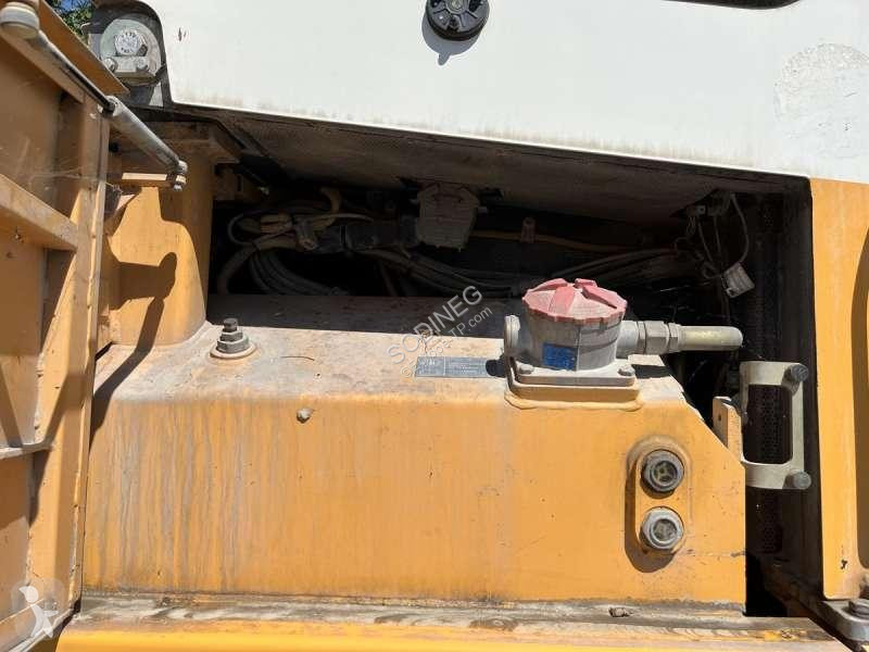 Shovel Liebherr