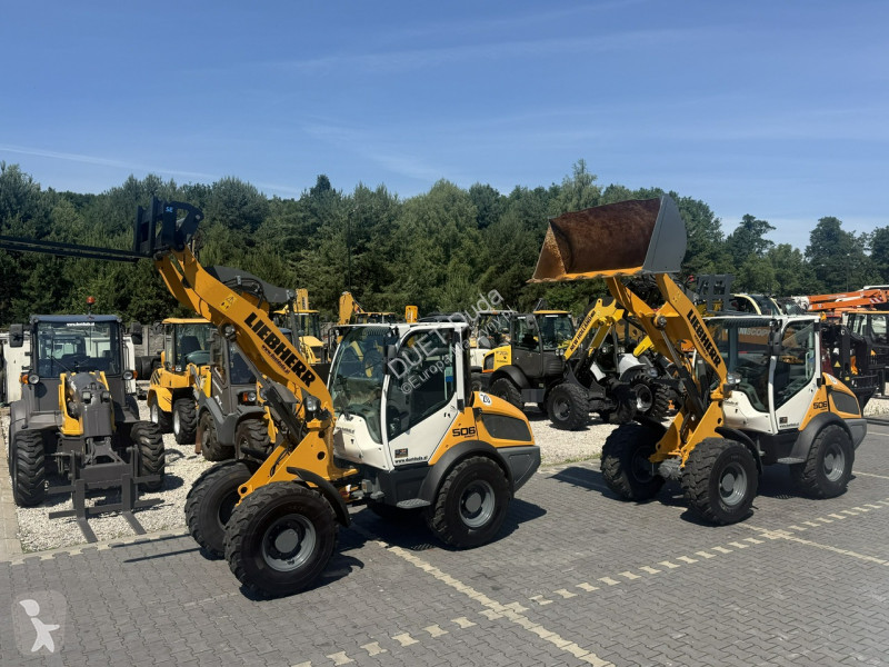 Nakladač Liebherr Compact Łyżka + Widły Super...