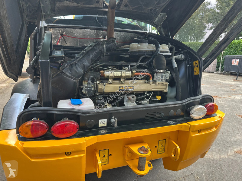 Nakladač JCB SV A