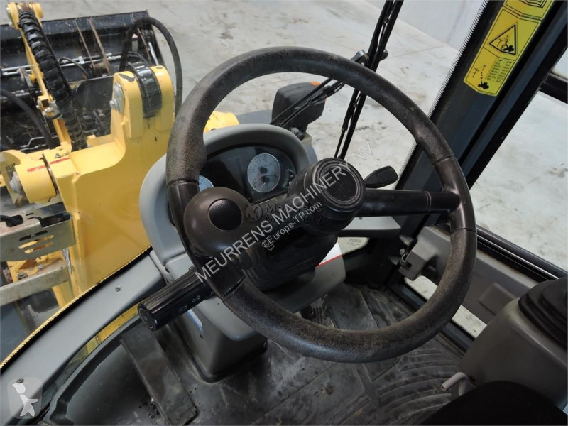 Nakladač Yanmar V80 + Fork