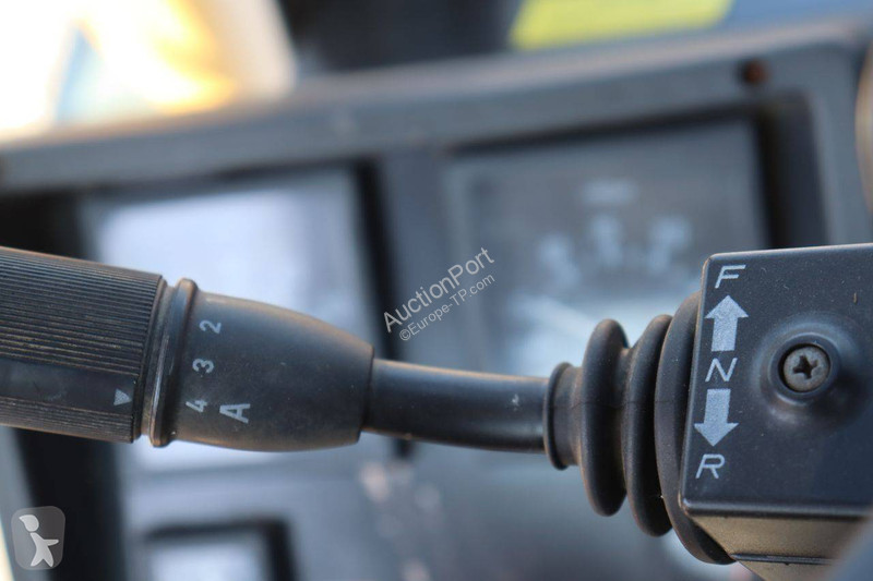 Nakladač Daewoo Mega 200