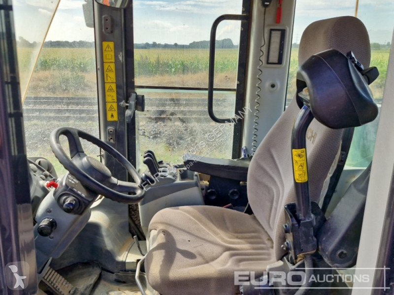 Chargeuse Hitachi 6