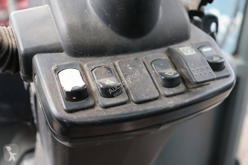 مُحمّلة Weidemann 3070CX
