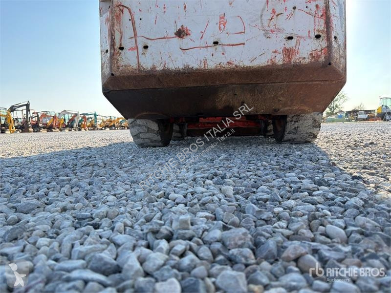 Pala cargadora FAI 333 Skid Steer Loader