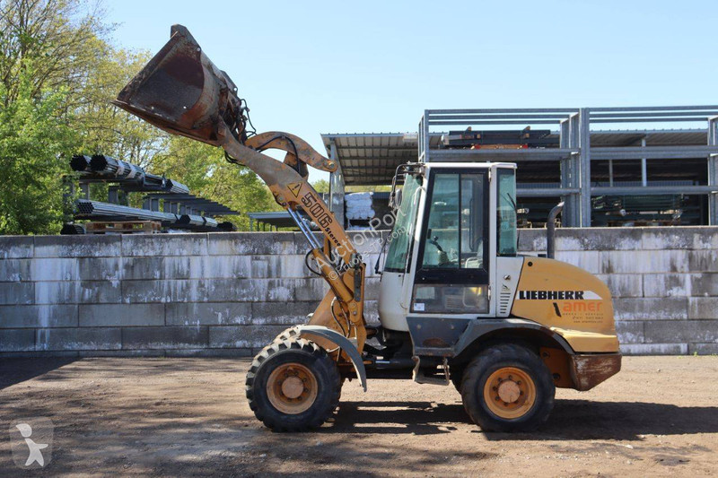 Pala cargadora Liebherr L506