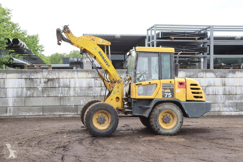 Chargeuse Komatsu 753