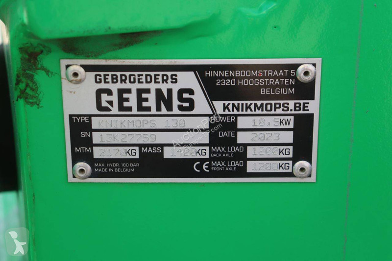 Chargeuse Knikmops 130