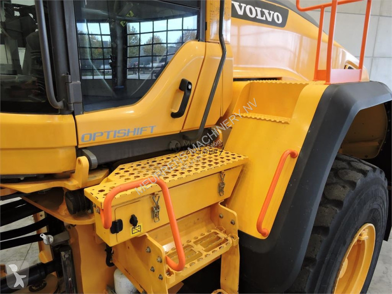 Pá carregadora Volvo New Bucket