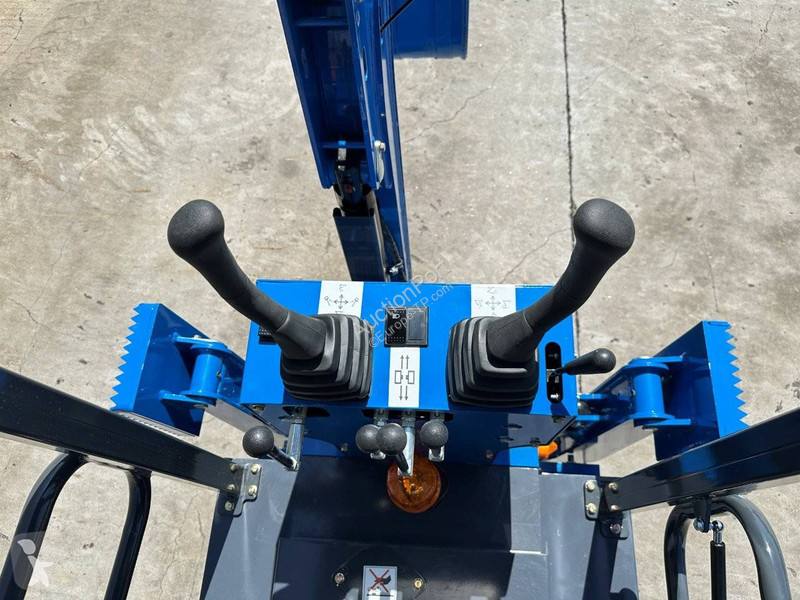 Pá carregadora Rippa RB06