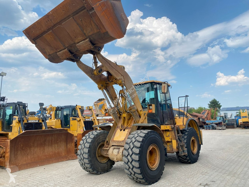 Shovel Caterpillar NVT