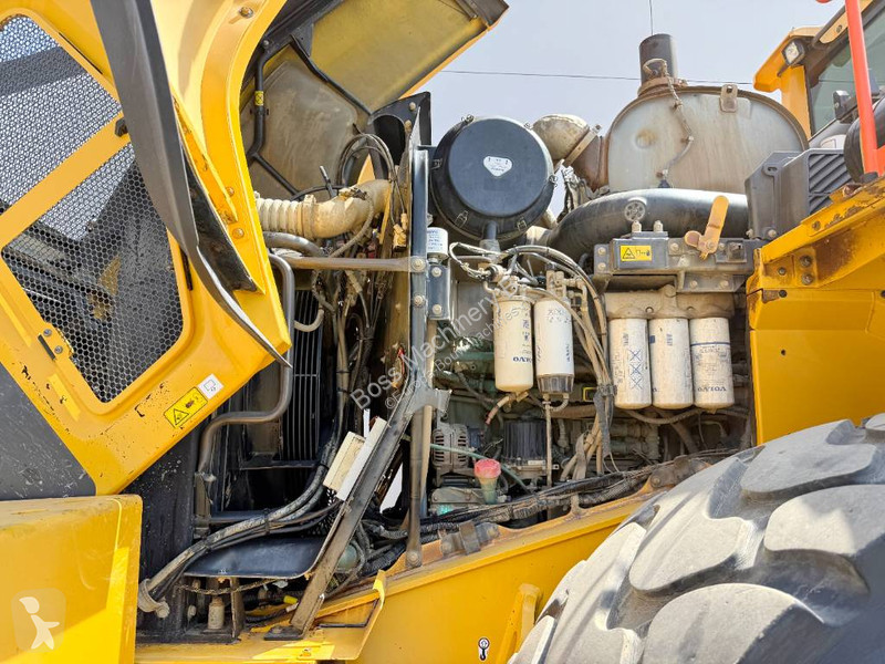 Shovel Volvo L220H - German Machine / 3rd Function
